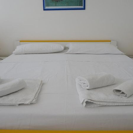 Annalisa Apartments 300 M Dal Mare San Vito Lo Capo Eksteriør billede